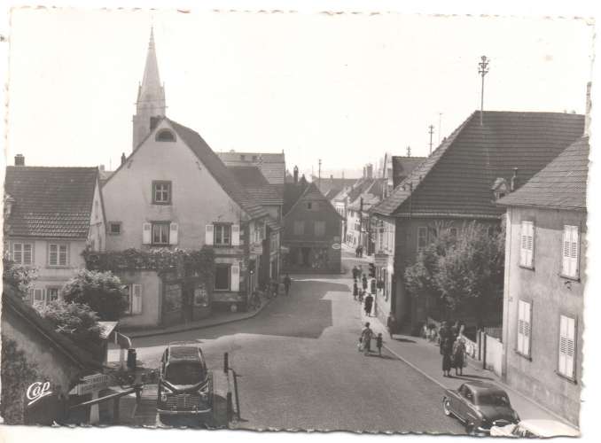 cpsm 67 Ingwiller  Rue Maréchal-Foch