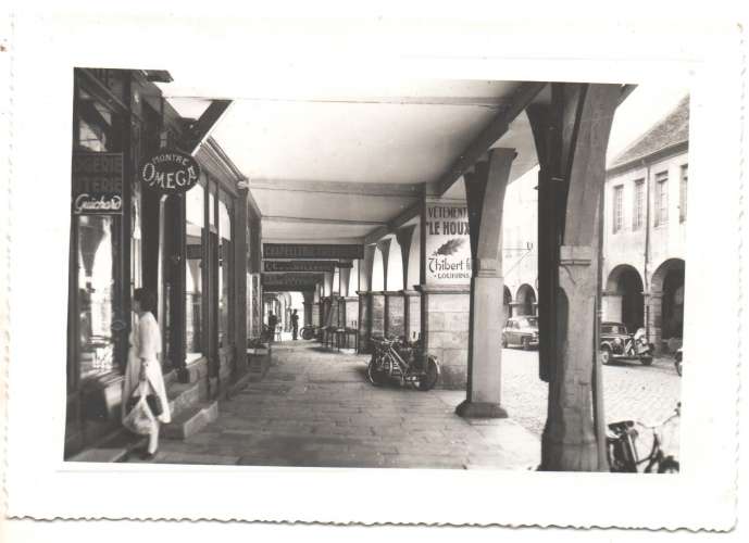 cpsm 71 Louhans Les Arcades