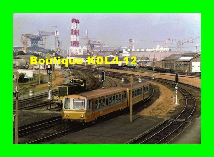 ACACF 143 - Autorail X 2100 entrant en gare - SAINT-NAZAIRE - Loire Atlantique 44 - SNCF