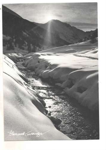 cpm de Bernard Grange (Valloire 73 ) un certain regard