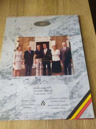 Timbre et coffret mariage prince Philippe