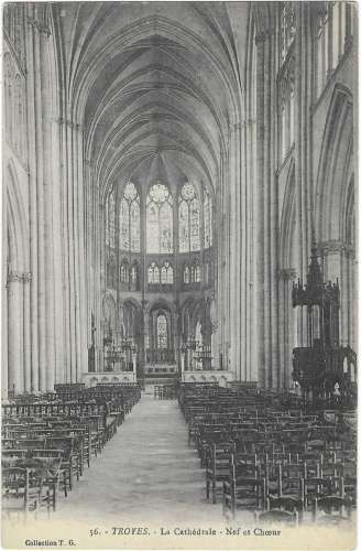 CPA - AUBE - TROYES, La Cathédrale - Nef et Choeur