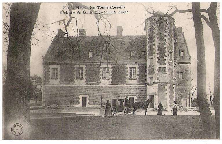  37 - Tours -  Château de Plessis les Tours