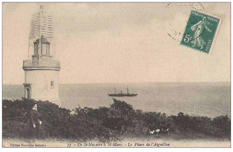  44 - Saint Nazaire - phare de l'aiguillon