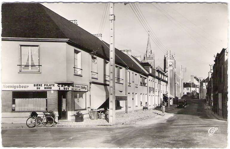 50 - LA HAYE-DU-PUITS  - Rue du Général Leclerc