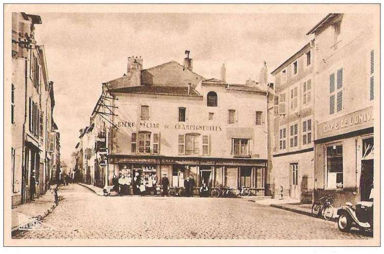 54 - Toul - PLACE CROIX DE FÜE