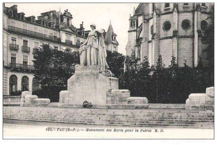 64 - Pau - monument des morts pour la patrie