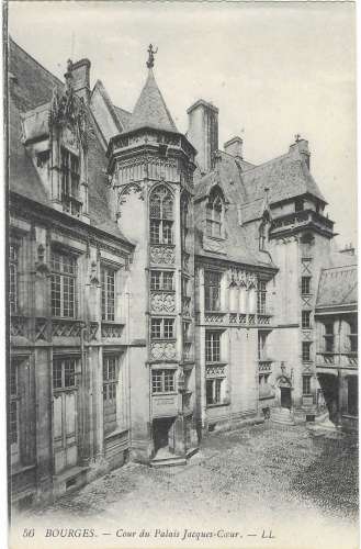 CPA - CHER - BOURGES, Cour du Palais Jacques-Coeur