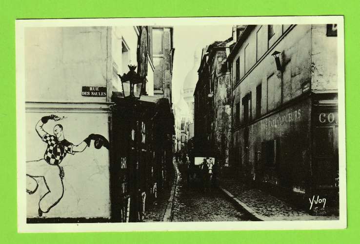 PARIS EN FLANANT - MONTMARTRE - LA RUE SAINT-RUSTIQUE
