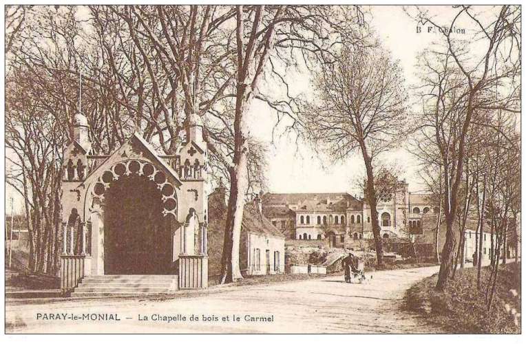 71 - Paray-le-Monial - chapelle de bois et le carmel