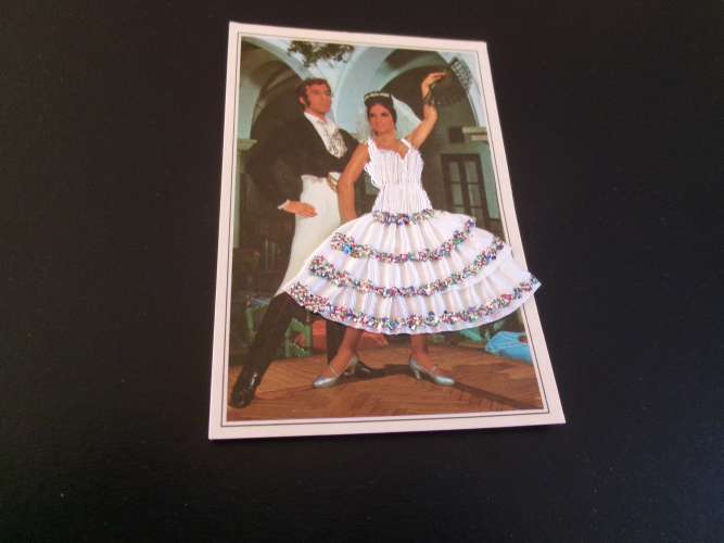 BELLE CARTE BRODEE TISSU FOLKLORIQUE 