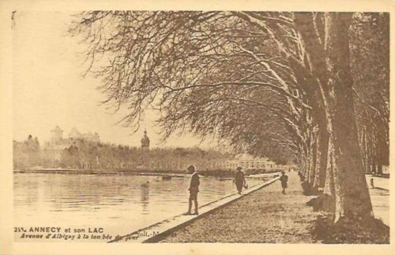 74 - Annecy - et son lac