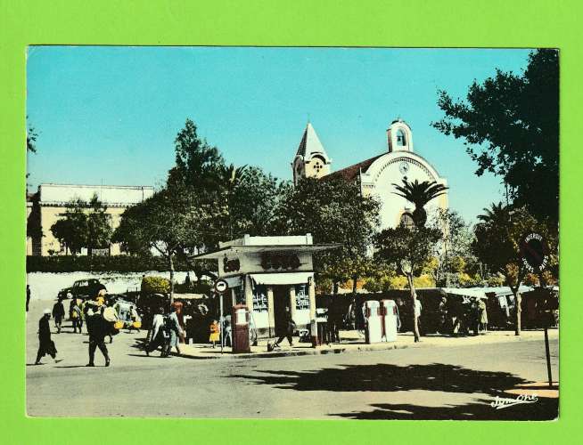 TIZI-OUZOU - LA PLACE ET L'EGLISE