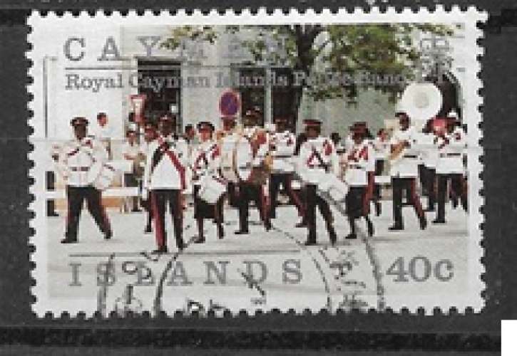 Cayman oblitéré YT 682