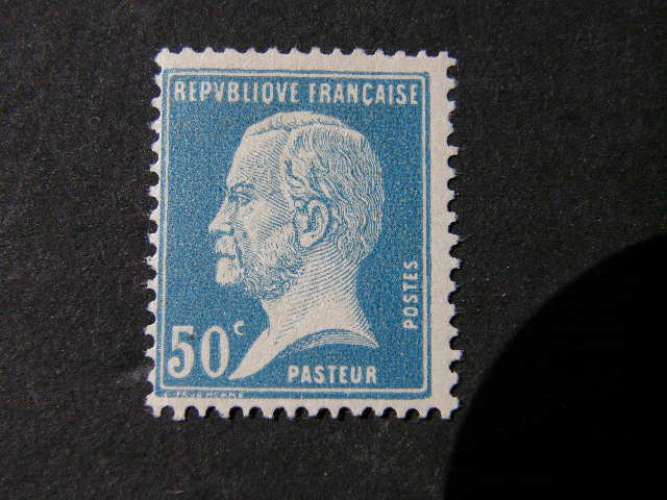 YT n° 176 neuf avec charnière