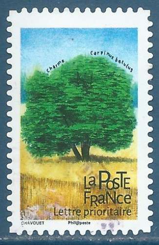 N°1608 - Arbre - charme commun autoadhésif oblitéré