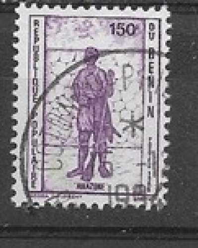 Benini oblitéré YT 641