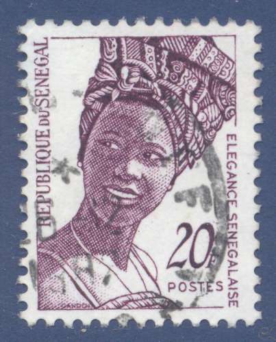 Sénégal - YT 557 - élégance sénégalaise