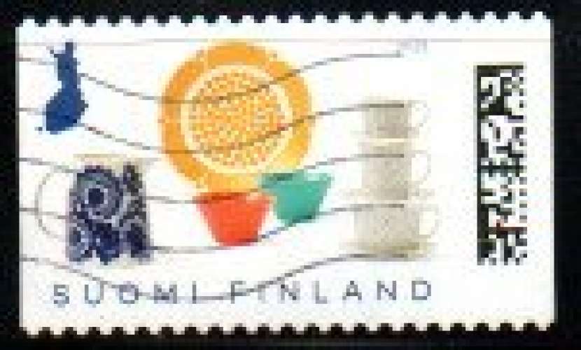 Finlande 2022 - YT n° 2800 - verre - poterie 