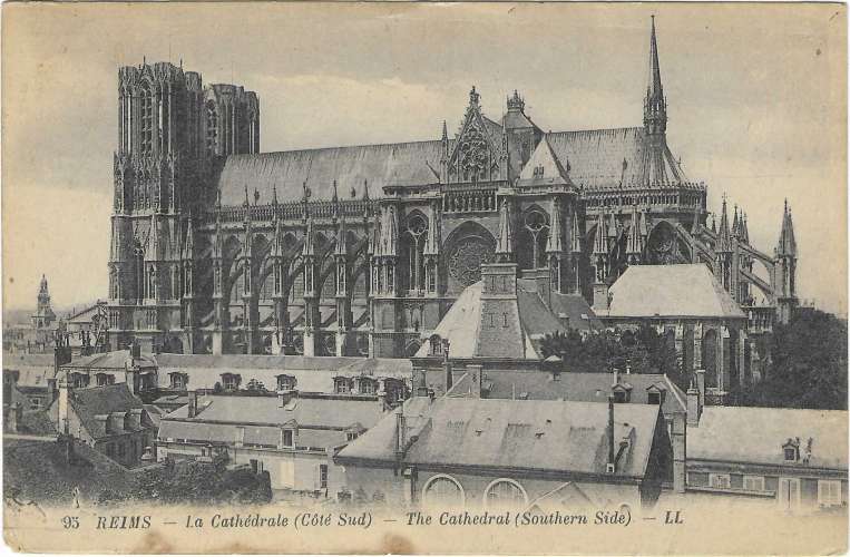 CPA - MARNE - REIMS, La Cathédrale (Côté Sud)