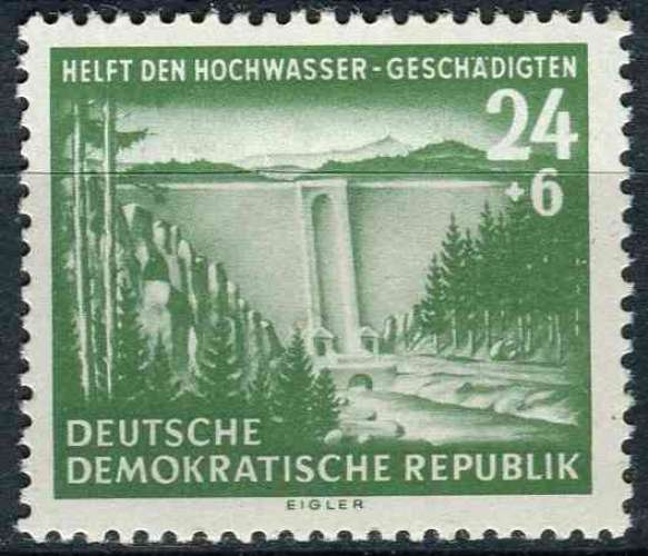 ALLEMAGNE RDA 1954 NEUF* charnière N° 169
