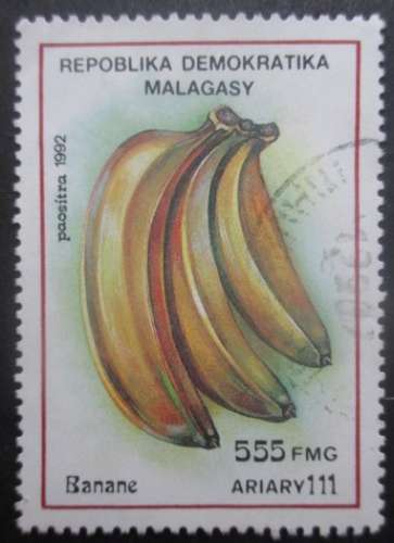 MADAGASCAR N°1057 oblitéré