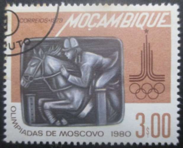 MOZAMBIQUE N°685 oblitéré 
