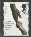 miniature Grande-Bretagne 1998 - YT n° 2044 - Service de santé - main d'enfant serrant une main d'adulte