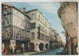 cpm 17 La Rochelle la rue du Palais ( automobiles )