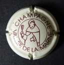 miniature Capsule de Champagne Vallée de la Marne moine tenant une flûte gris- crème référence Lambert n° 5
